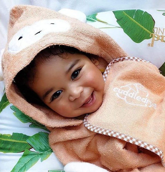 The Cuddlemonkey Hooded Towel is made from natural cotton and bamboo fibres