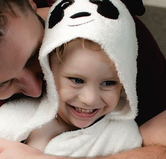 The Cuddlepanda Hooded Towel is made from natural cotton and bamboo fibres