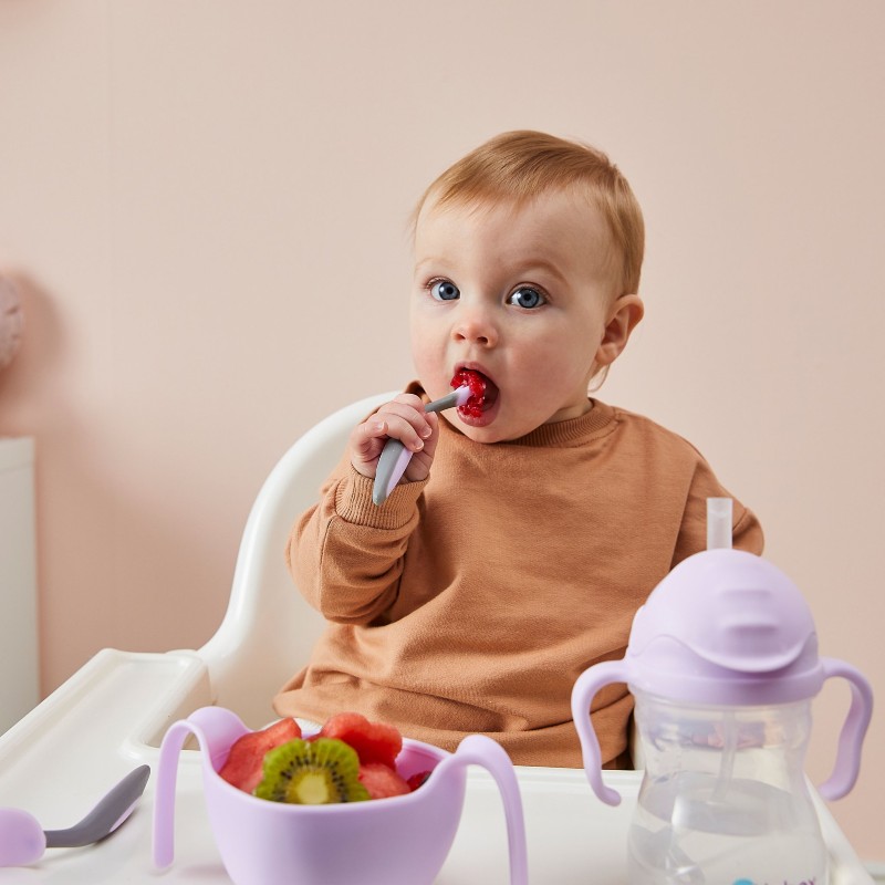 Baby drinking from the b.box Sippy Cup