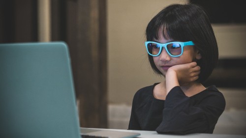 Child wearing Real Shades Screen Sunglasses